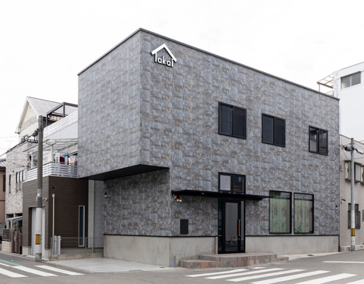 メインビジュアル1枚目