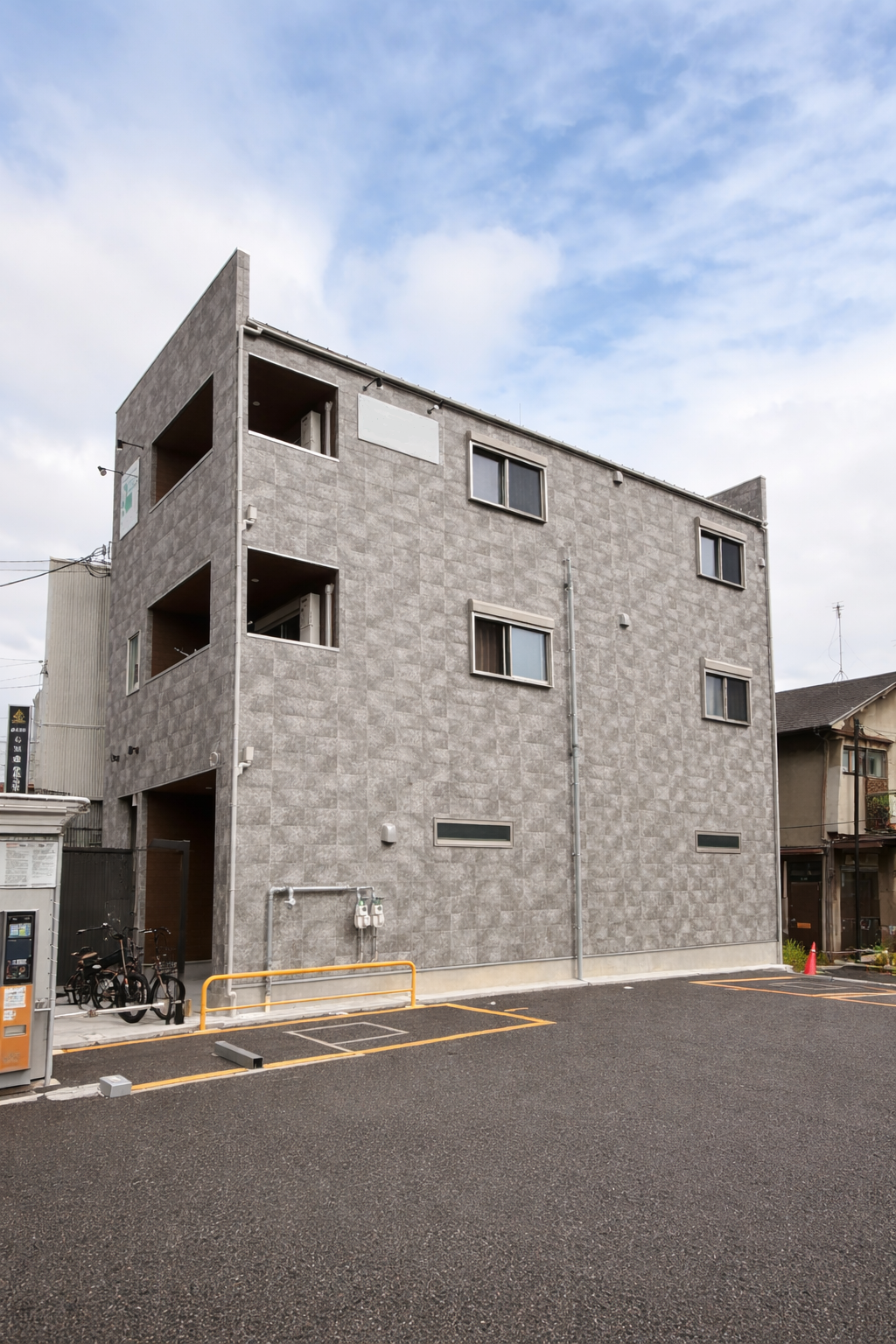 建物外観・内観