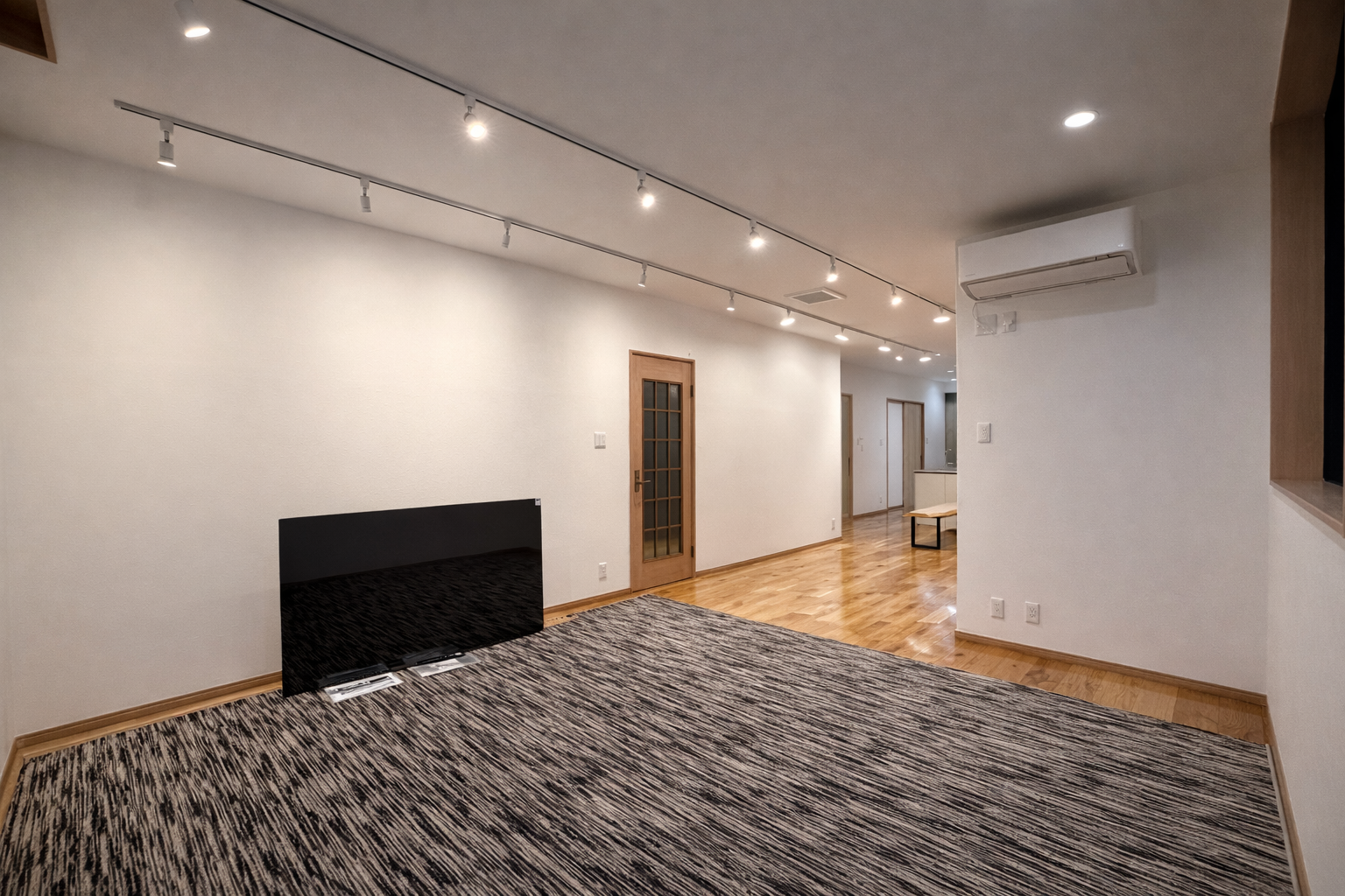 鉄筋コンクリート造２階建てのリノベーション工事