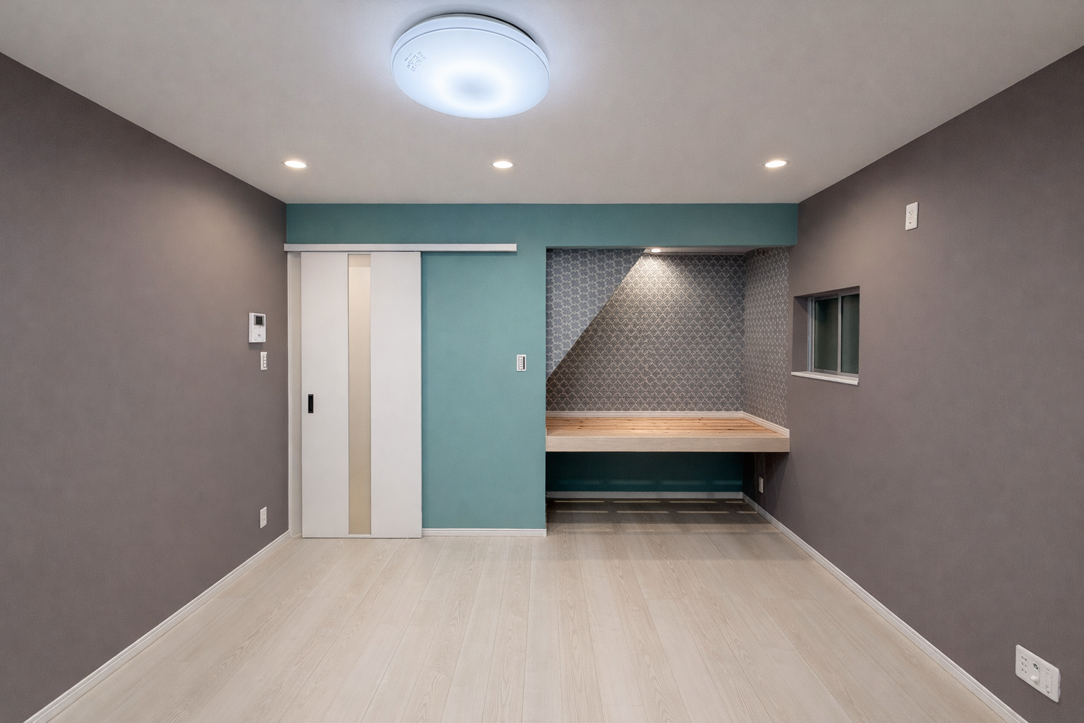 木造２階建てまるごとリノベ―ジョン